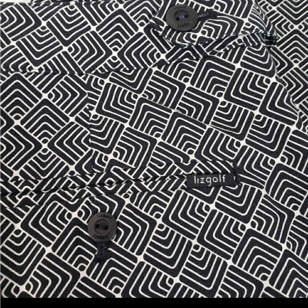 𝅺LIZ Claiborne Lizgolf Geometric Black and white size 4 capri bermuda golf pant - Picture 7 of 7